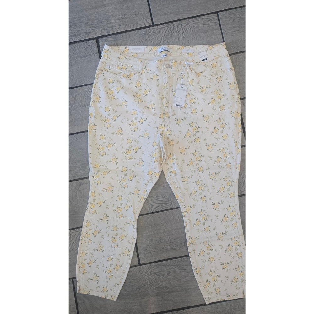 Judy Blue Floral Mid Rise Skinny Jeans White Yellow Plus Size 22W JB8809